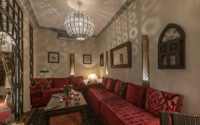 Riad Anais Medina