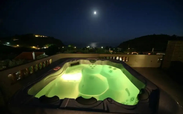 Studio Near The Beach With Jacuzzi - Bbq