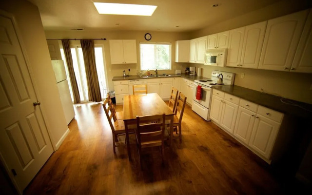 Hotel Charlotte Vacation Rentals