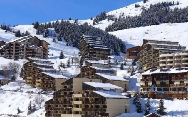 Appartement Auris, 1 pièce, 4 personnes - FR-1-297-6