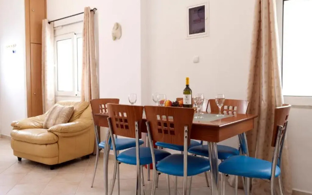 Haraki Beach Mediterranean Retreat