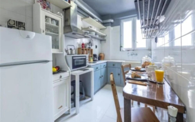 Stylish & cozy apt in Exarchia