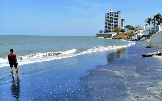 Las Catalinas Coronado