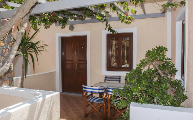 Polydefkis Hotel