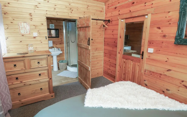 Mill Cabin Denant