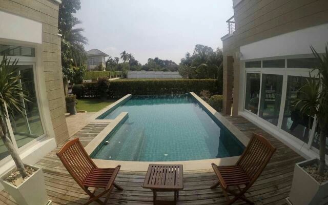 Baan Talay Pool Villa Pattaya