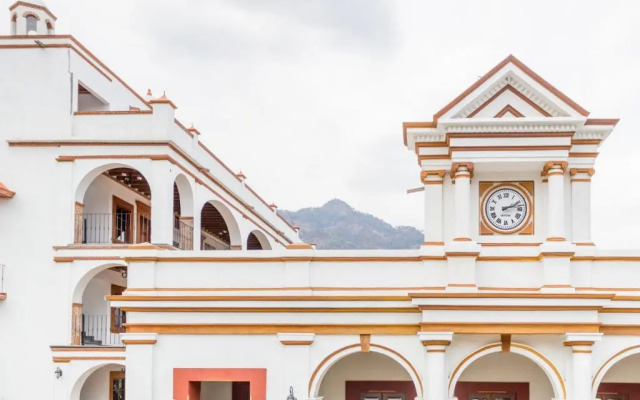 Palacio Del Cobre