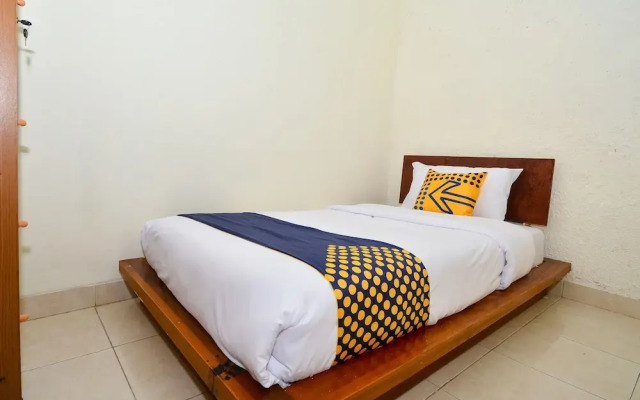 SPOT ON 2797 The Flash Residence