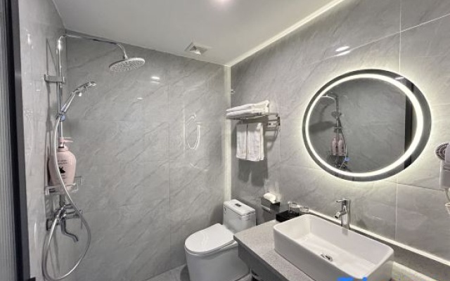 Chengzi Hotel (Yihuang Xueqian Street Fengshenxiang Pedestrian Street) – Bathroom – Yihuang