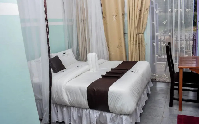 Glamour Apollo Hotel Webuye