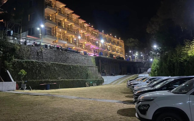 Wood Creek Resort & Spa Kasauli
