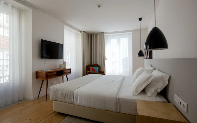 The 8 Downtown Suites