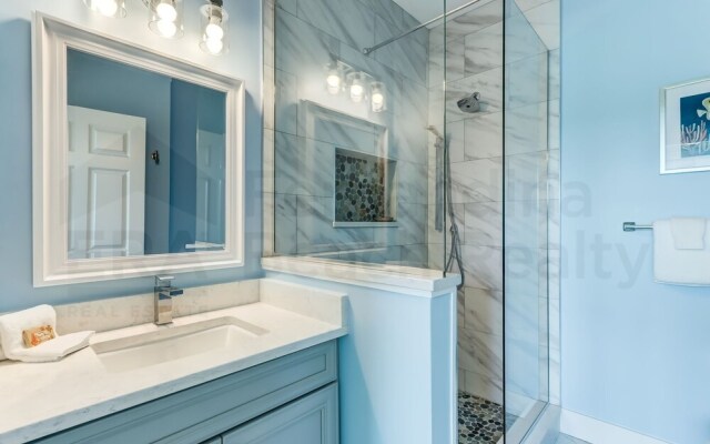 391 S Fletcher Ave C 3 Bedroom Townhouse by RedAwning