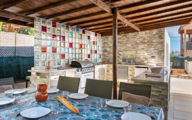 Villa Les Treilles