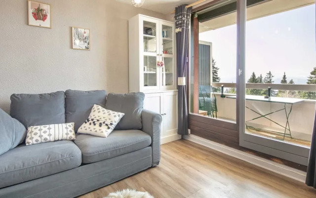 Apartment in Alps With Mountain Views