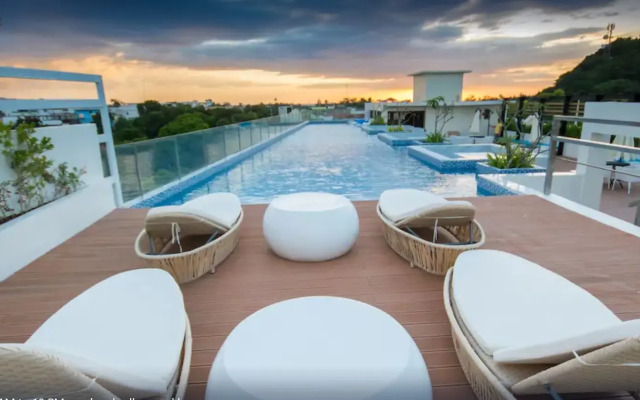 Ferra Hotel and Garden Suites