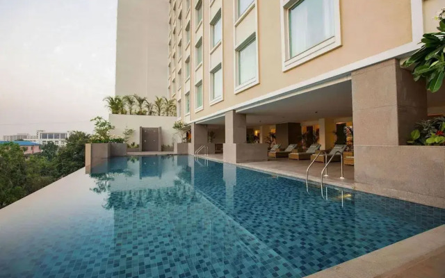 Lemon Tree Hotel Viman Nagar Pune