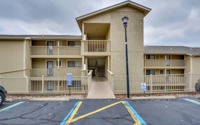 Lakefront Condo w/ Balcony in Osage Beach!