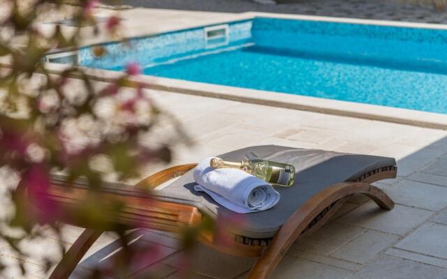 Beautiful Home in Barusici With Wifi and 3 Bedrooms