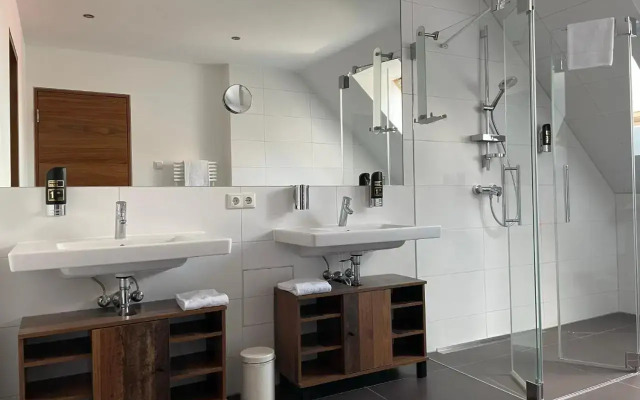 Modernes Apartment An der Frauenkirche II