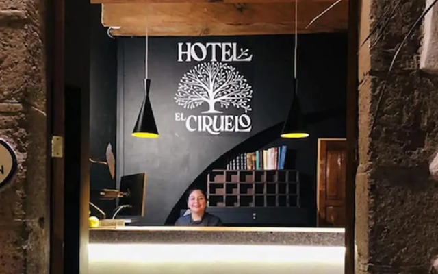 Hotel y Restaurante El Ciruelo