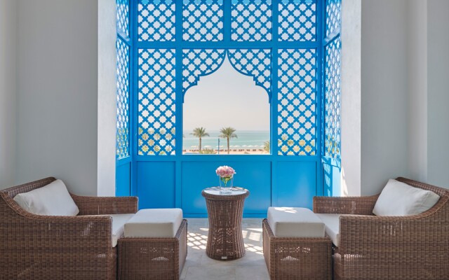 Hilton Salwa Beach Resort & Villas