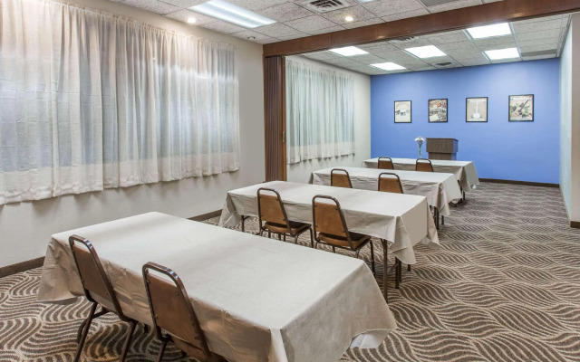 Days Inn by Wyndham Wilkesboro
