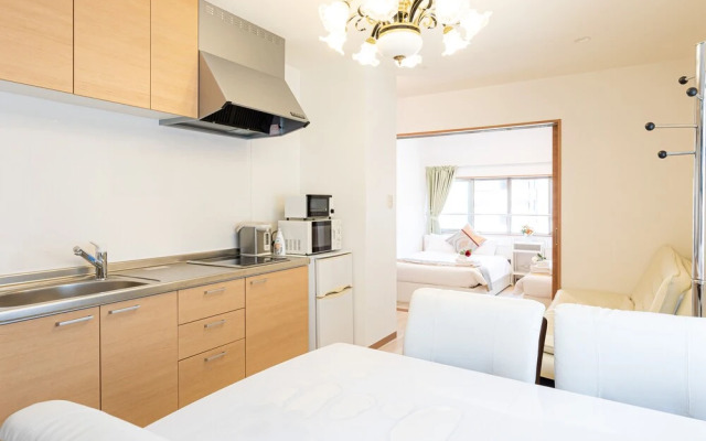 323Nanba-Near the station