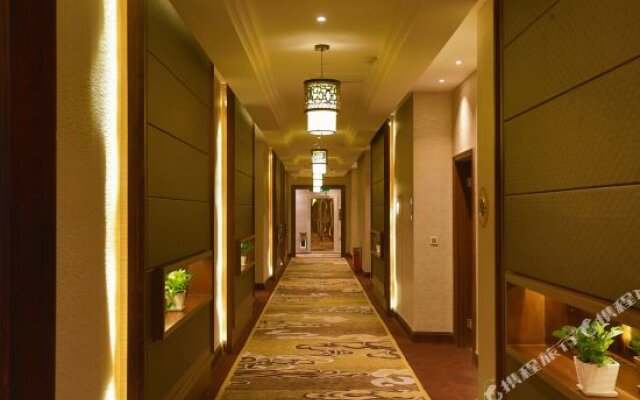 Linghang International Hotel