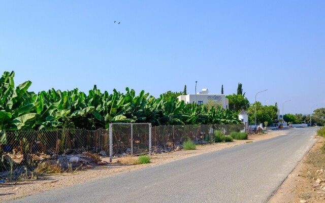"sanders Azzurro - Adorable Villa w/ Private Pool"