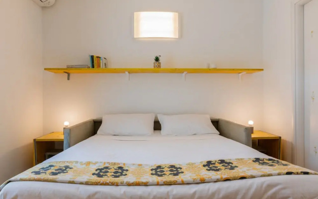 Priocca Mono 001 by Wonderful Italy