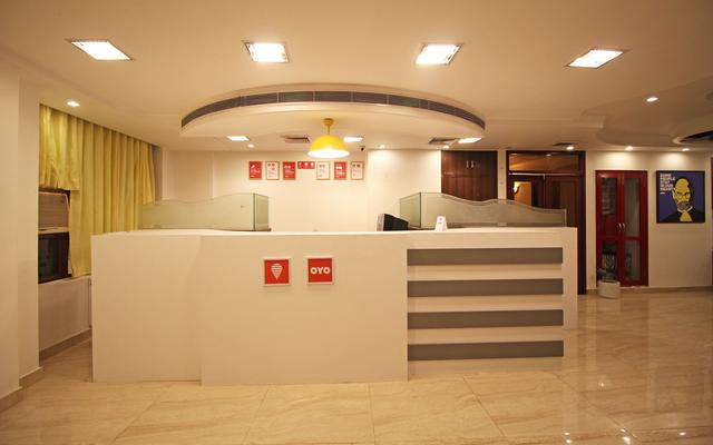 OYO Flagship 525 MG Road Metro Station