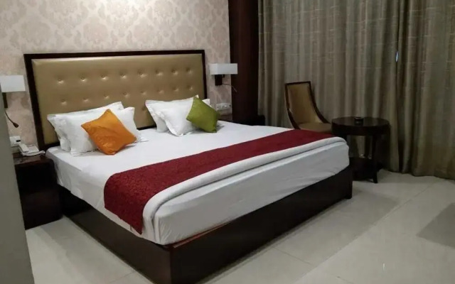 Hotel Ambassador Royale