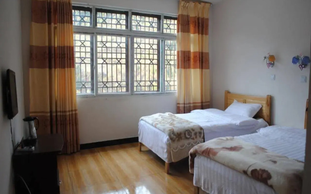 Mount Siguniang Lao Bing Inn