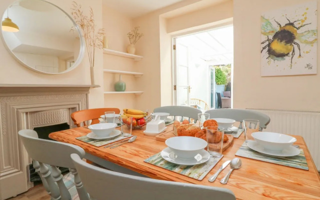 3 Lowerbourne Terrace