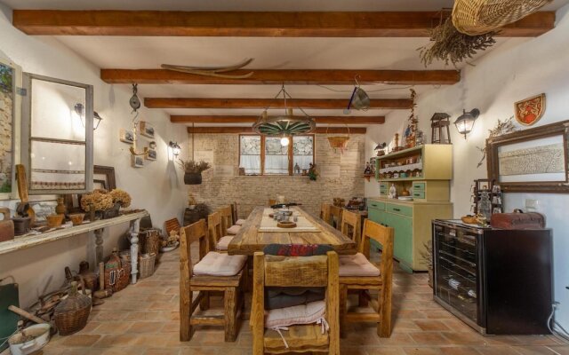 Stunning Home in Kostrena With Sauna, Wifi and 4 Bedrooms