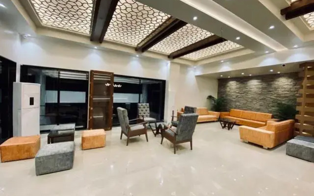 Hotel Pratham