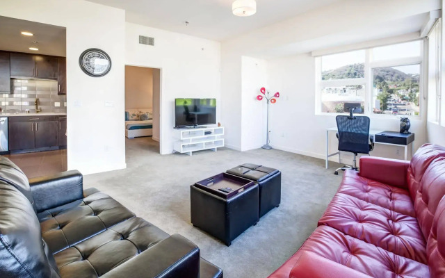 Heaven on Hollywood Furnished Apts - Vine