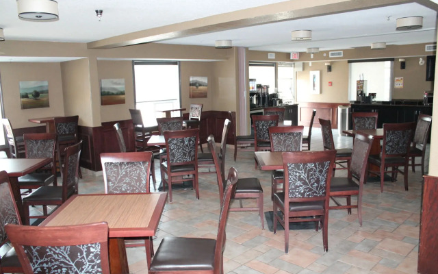 Best Western Strathmore Inn