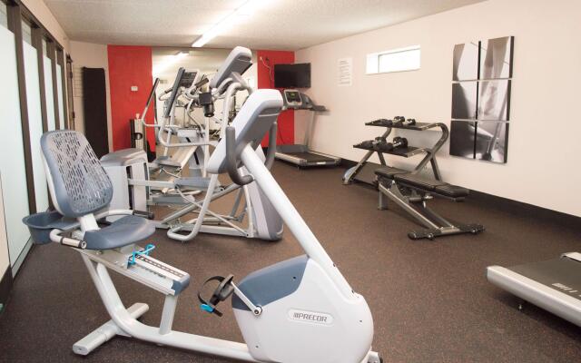 Radisson Hotel Detroit-Farmington Hills