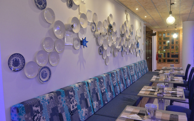 Nereus Hotel