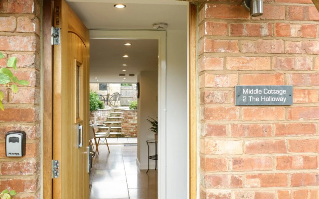 Middle Cottage