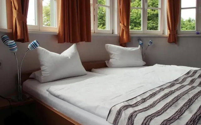 Hotel Volksgarten Mengede - Estia