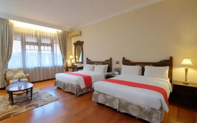 Diamond Hotel Solo