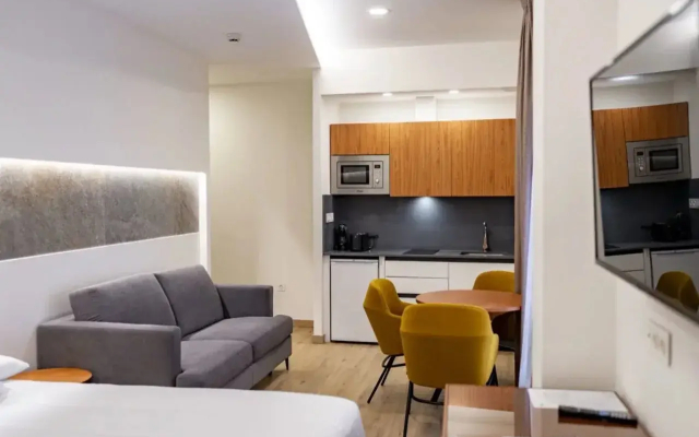 Torreluz Suites Apartamentos