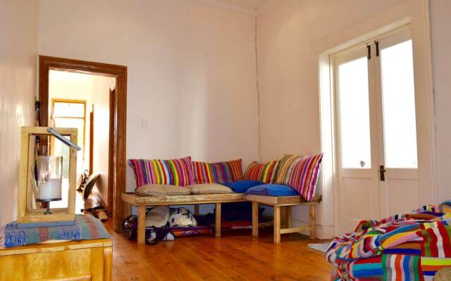 2 Bedroom House in Observatory Cape Town