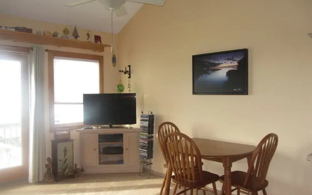 Sw 14 Shell Shack 1 Bedroom Condo by RedAwning