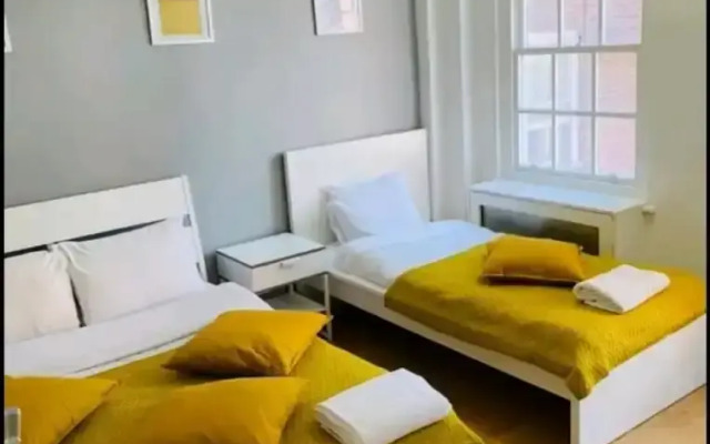 Studio In Central London Oxford St