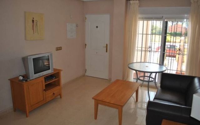 Playa Golf R6 Grd Flr Apartment And Comm Pool P247