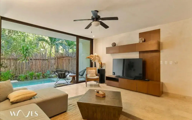 2 Br PH w Private Pool in Luxury Gated Community